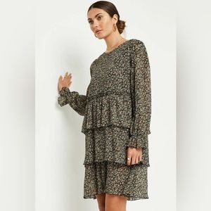 Hayden LA floral ditsy print tiered dress | Size M
